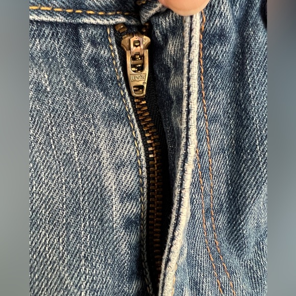 💙Vintage look LEVI’s cut off jean shorts- Sz 34💙 - Picture 9 of 9